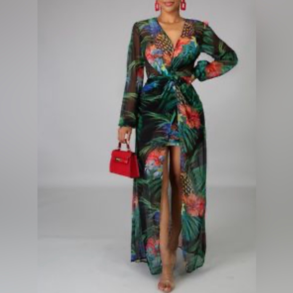 The Sang Vibrant Tropical Floral Print Maxi Dress Sheer Lined Skirt Under